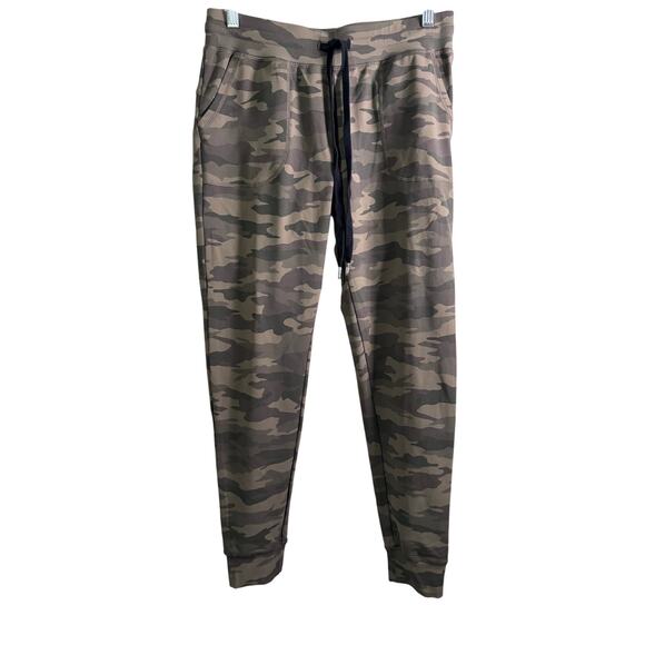 Zyia Active Green Camo Unwind Joggers - Picture 4 of 6